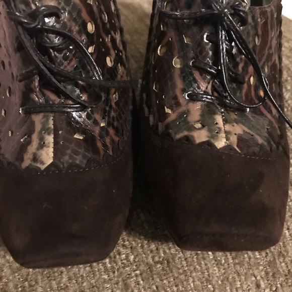 #77 Carlos Santana Daring Platform Pump Size 7.5 - Picture 6 of 8